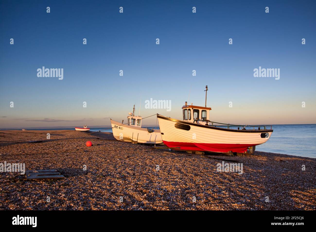 Bateaux de pêche sur la plage de dormeur Banque D'Images