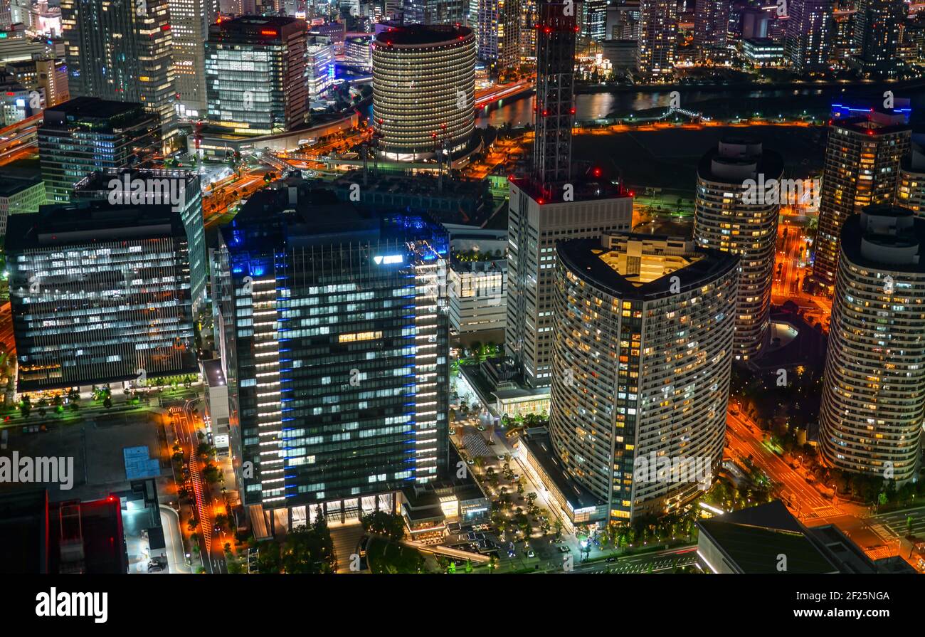 Minato Mirai de nuit vue depuis le site de Yokohama Tour Banque D'Images