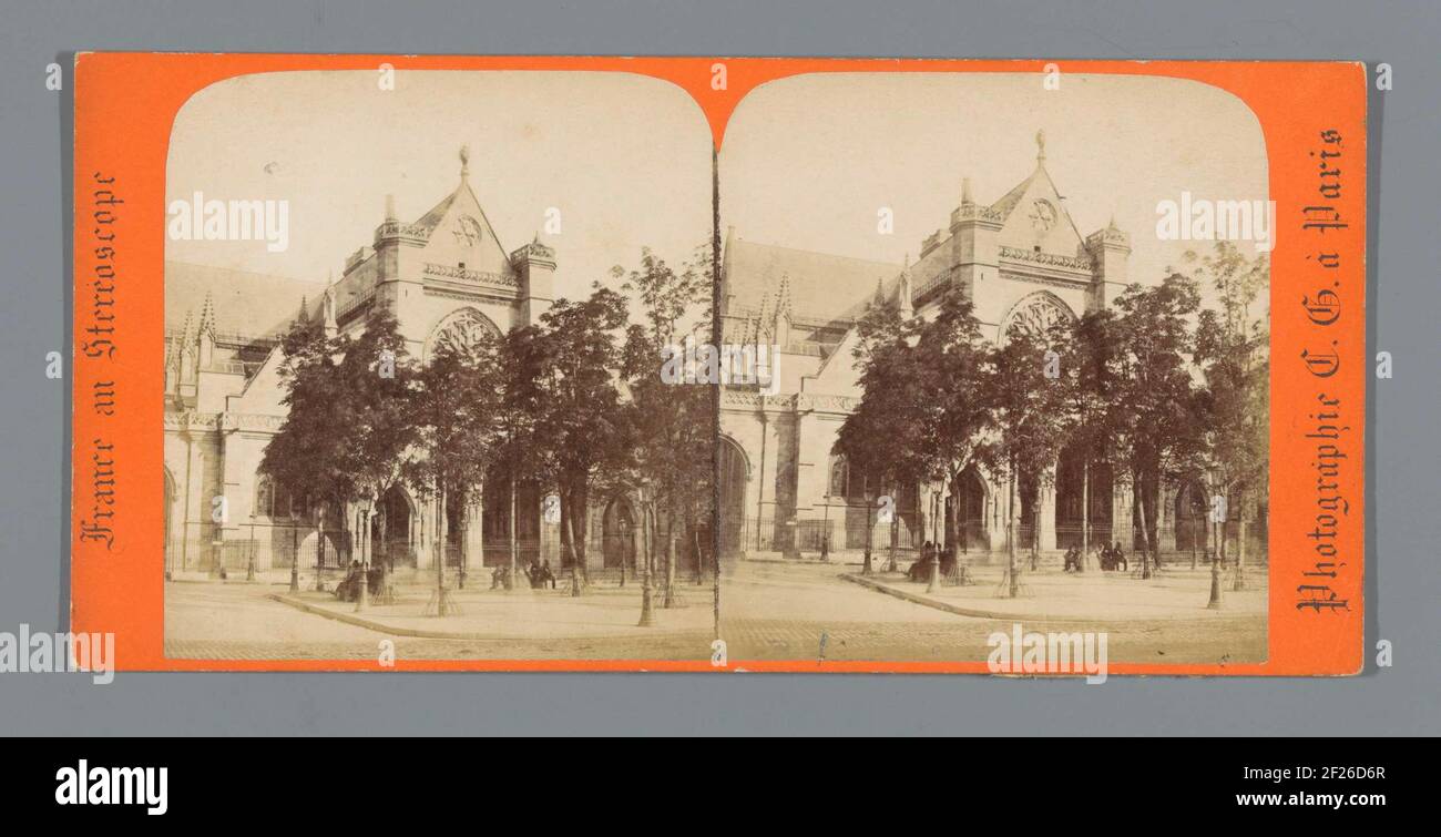 Vue sur l'église Saint-Germain-l'Auxerrois à Paris ; France au stéréoscope .. Banque D'Images