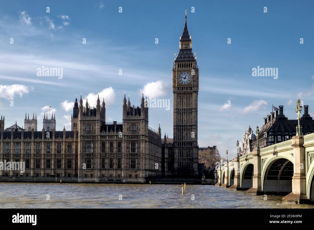 Vue sur Big Ben et les chambres du Parlement Banque D'Images