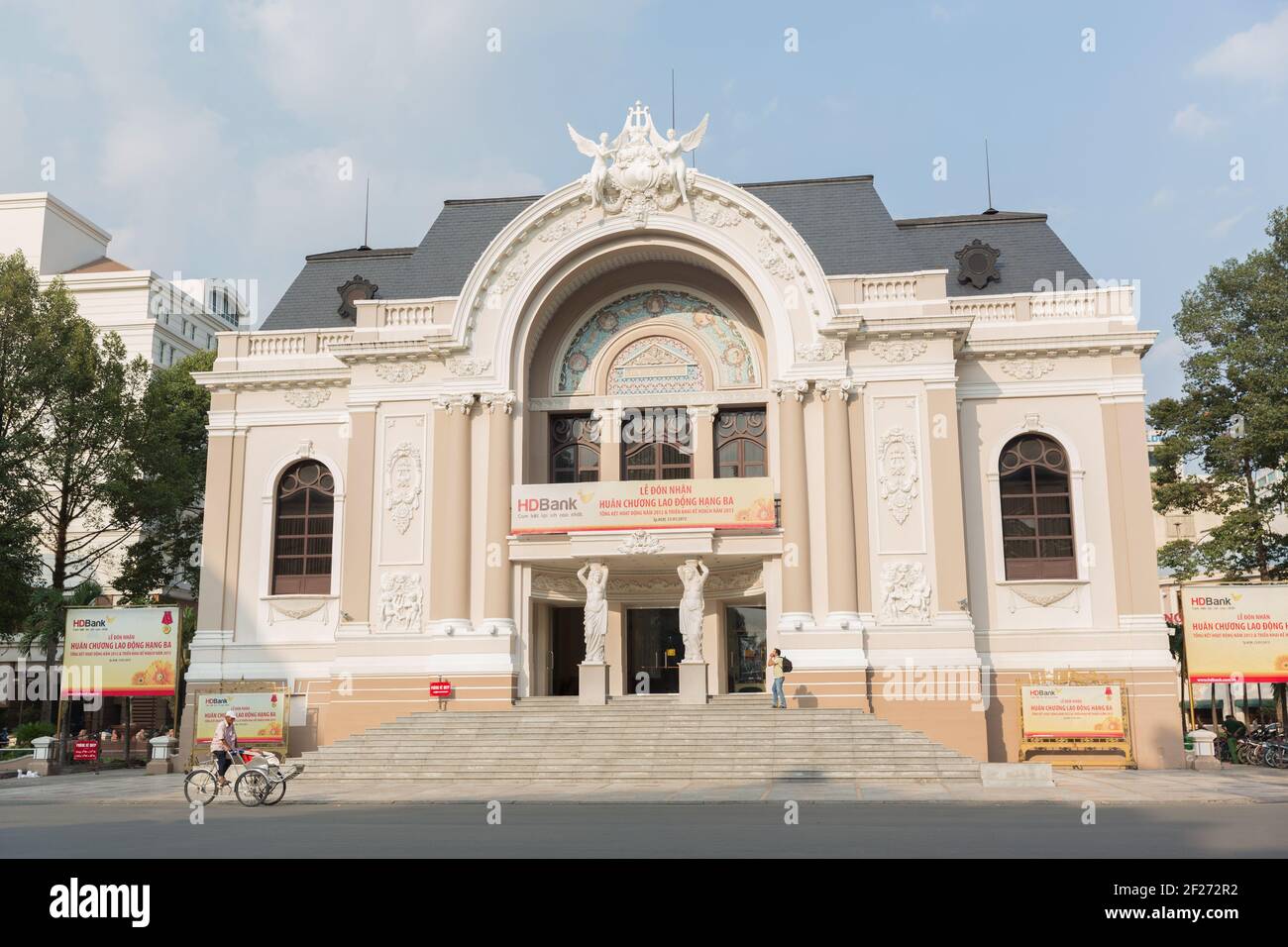 Vietnam, Ho Chi Minh ville - Opéra de Saigon (Théâtre municipal de Ho Chi Minh). Banque D'Images