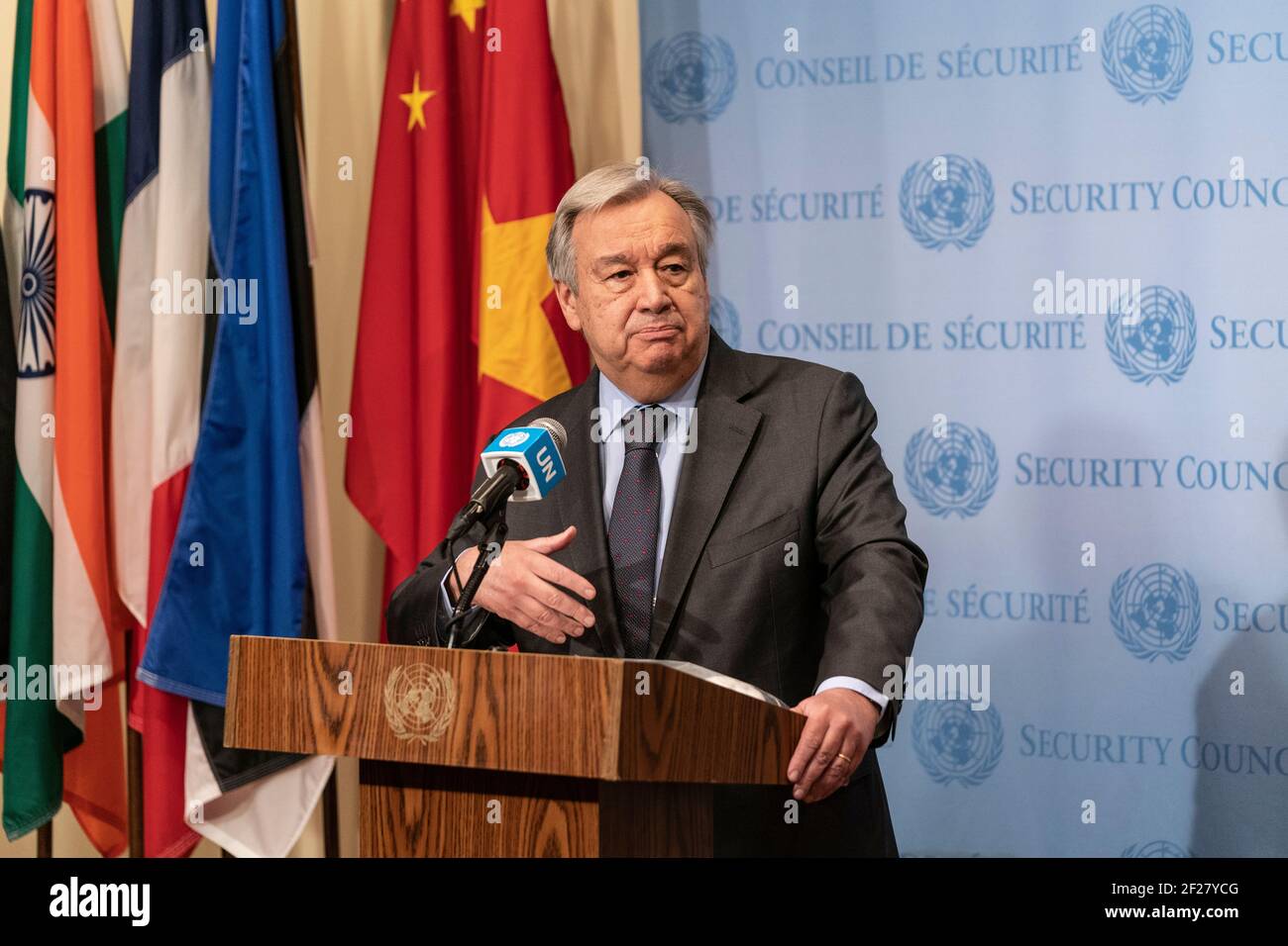 New York, NY - 10 mars 2021: SG Antonio Guterres mène des activités de presse consacrées au 10e anniversaire du conflit syrien au siège de l'ONU Banque D'Images