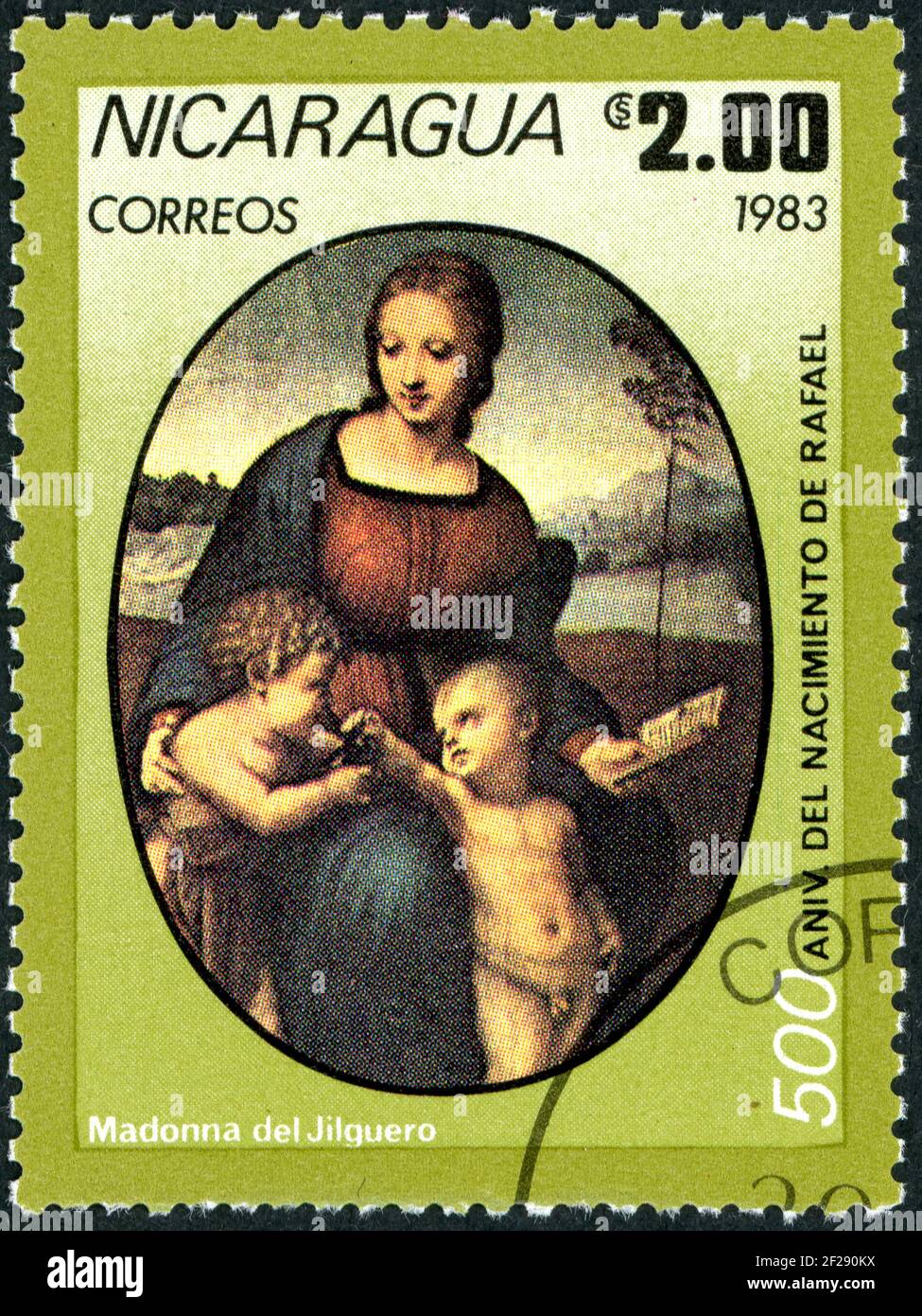 NICARAGUA - VERS 1983: Un timbre imprimé au Nicaragua, montré la peinture de Raphaël - Madonna du Linnet, vers 1983 Banque D'Images