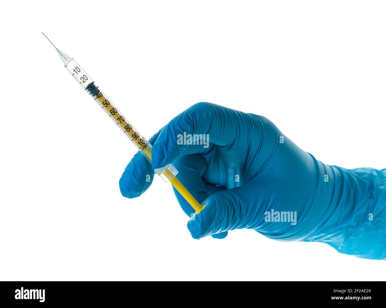 médicament liquide ou vaccin pour le traitement de la grippe dans la main, blanc isolé de fond Banque D'Images