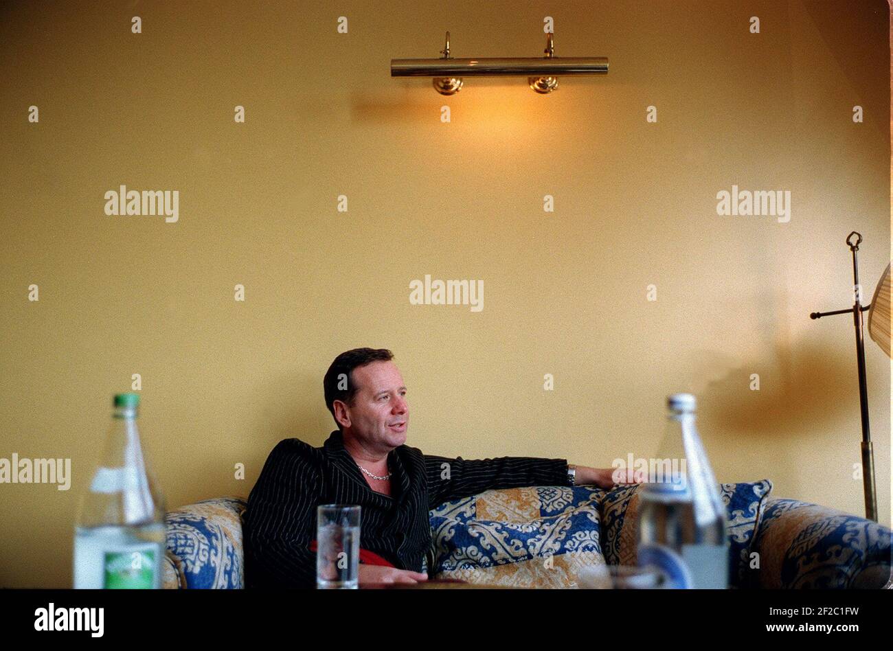 Jim Kerr Singer avril 98Singer principal des esprits simples Banque D'Images