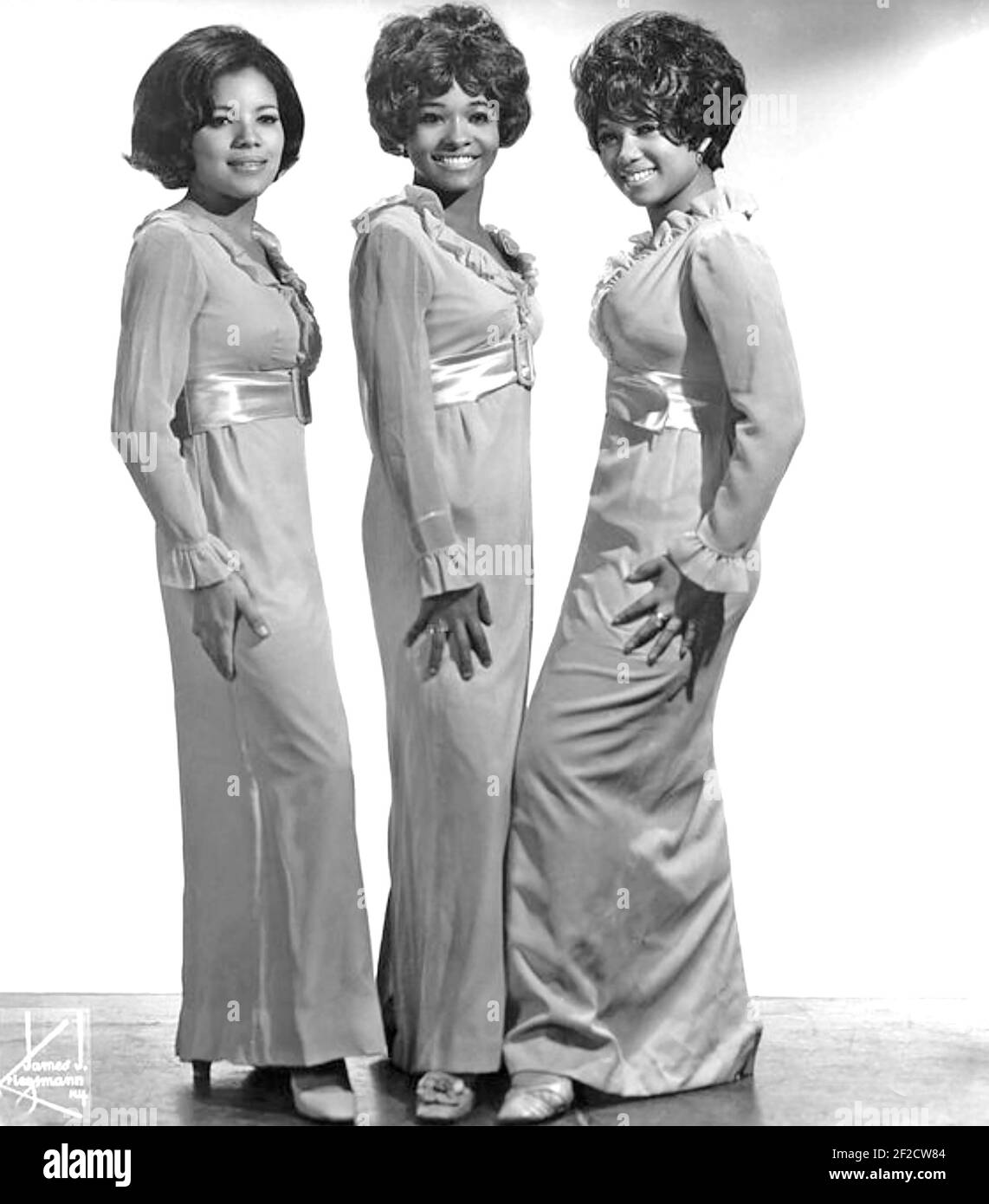 LES SUCETTES photo promotionnelle du trio vocal de fille américaine à propos de 1966 Banque D'Images