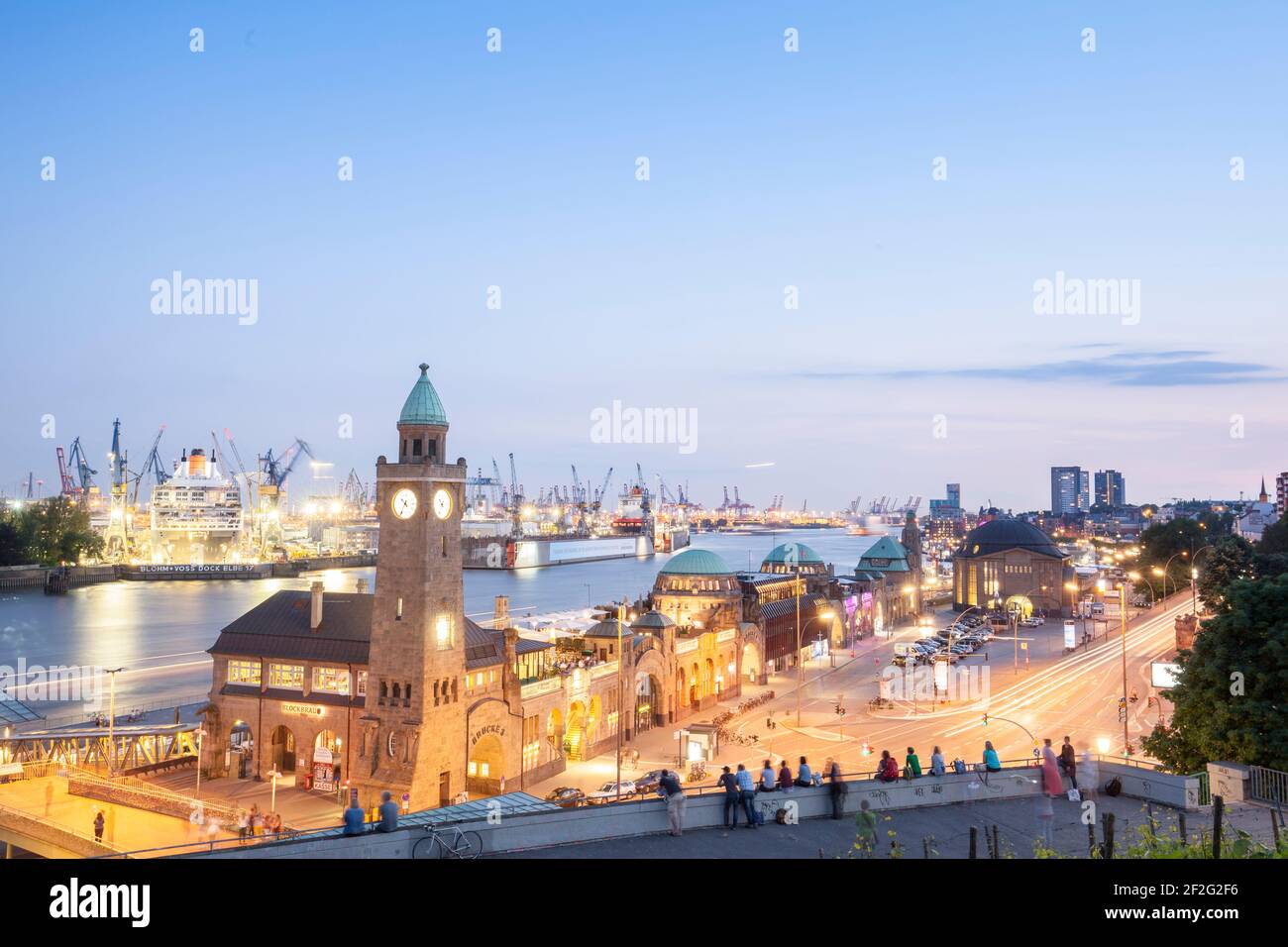 Landungsbrücken, Hambourg Banque D'Images