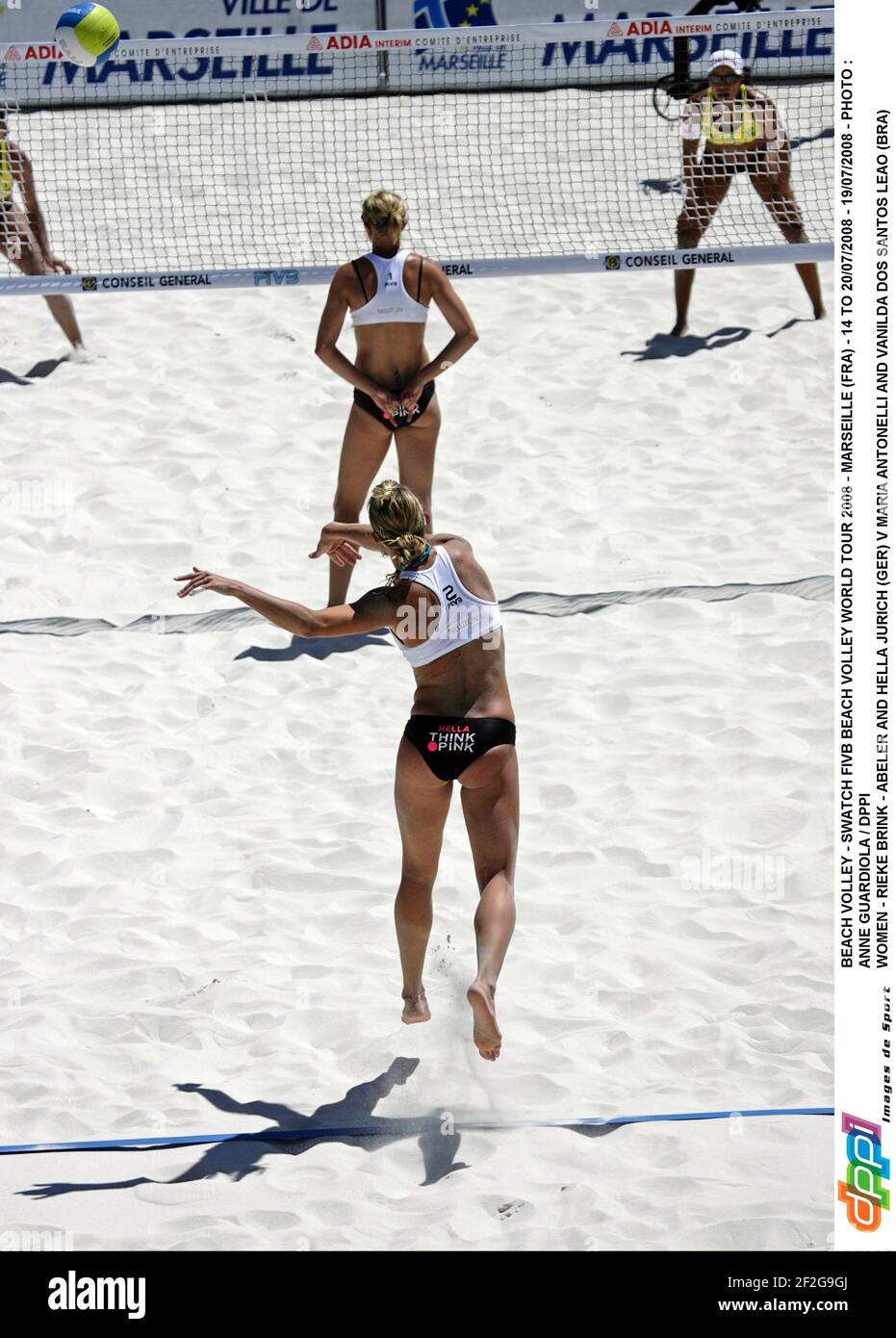 BEACH VOLLEY - SWATCH FIVB BEACH VOLLEY WORLD TOUR 2008 - MARSEILLE (FRA) - 14 AU 20/07/2008 - 19/07/2008 - PHOTO : ANNE GUARDIOLA / DPPI FEMMES - RIEKE BRINK - ABELER ET HELLA JURICH (GER) V MARIA ANTONELLI ET VANILDA DOS SANTOS LEAO (BRA) Banque D'Images