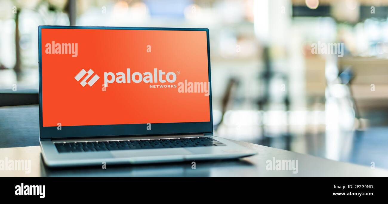 POZNAN, POL - 6 FÉVRIER 2021 : ordinateur portable affichant le logo de Palo Alto Networks, une société multinationale américaine de cybersécurité dont le siège est à Banque D'Images