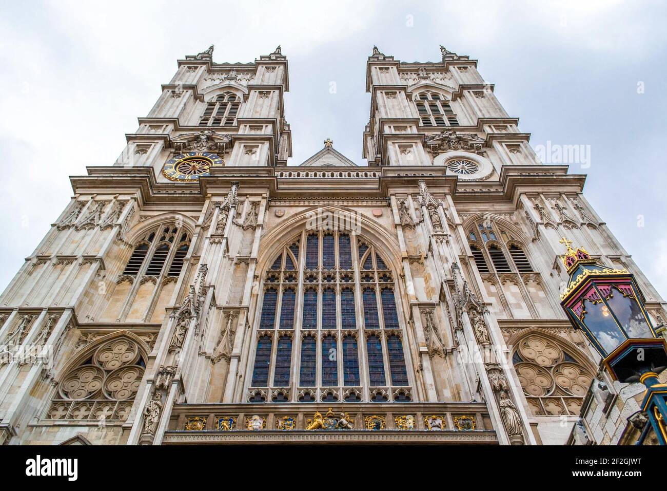 Vue sur la façade de l'abbaye de Westminster à Londres, Angleterre Banque D'Images