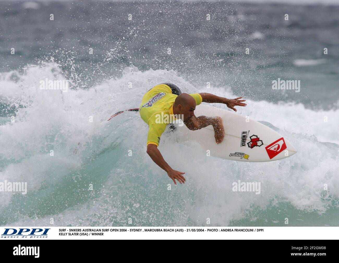 SURF - SNIKERS SURF AUSTRALIEN OUVERT 2004 - SYDNEY , PLAGE DE MAROUBRA (AUS) - 21/03/2004 - PHOTO : ANDREA FRANCOLINI / DPPI KELLY SLATER (USA) / GAGNANT Banque D'Images