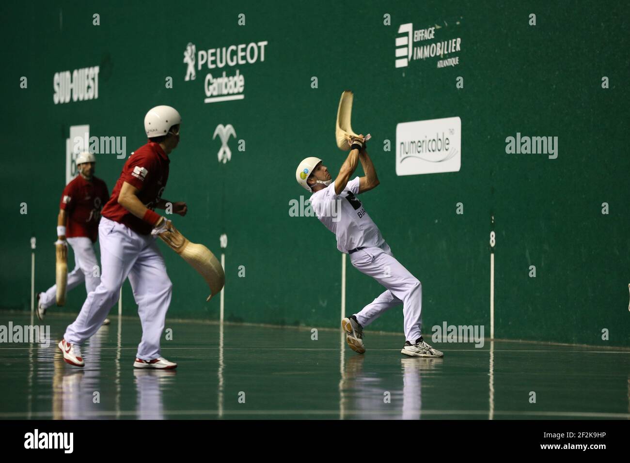 Cesta punta - Jai Alai - Championnat du monde 2013 - Biarritz - France - 1/2 final - 26/08/2013 - photo Manuel Blondeau / AOP-PRESS / DPPI - Christophe Olha (blanc) Banque D'Images