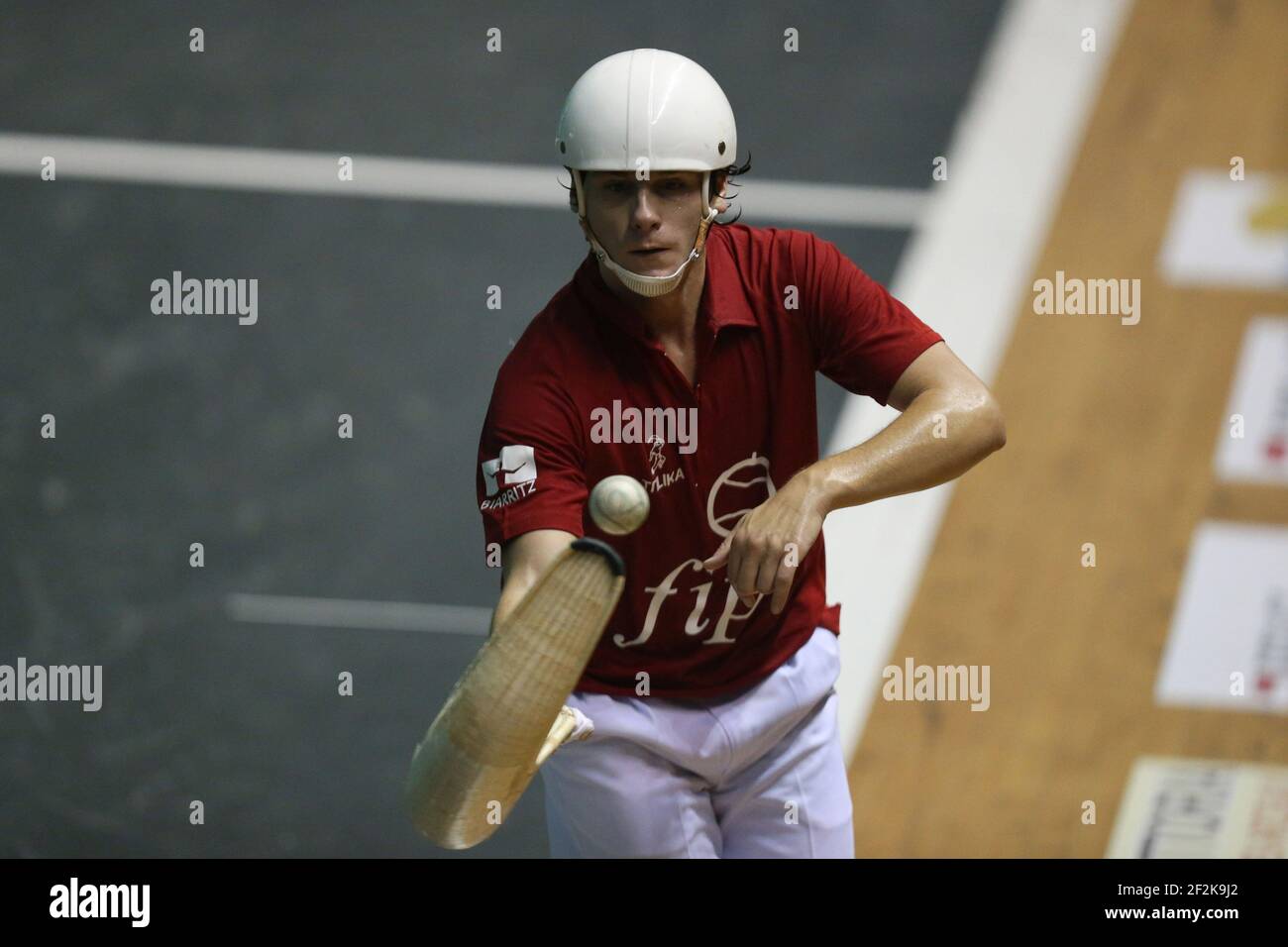 Cesta punta - Jai Alai - Championnat du monde 2013 - Biarritz - France - 1/2 final - 26/08/2013 - photo Manuel Blondau / AOP-PRESS / DPPI - Diego Beaskoetxea (rouge) Banque D'Images
