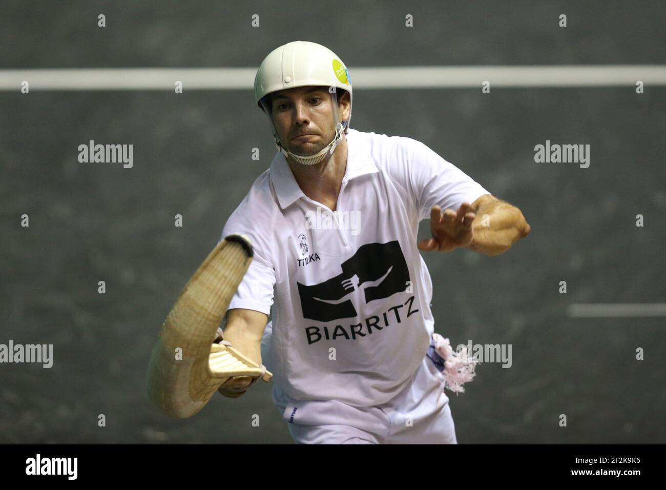 Cesta punta - Jai Alai - Championnat du monde 2013 - Biarritz - France - 1/2 final - 26/08/2013 - photo Manuel Blondeau / AOP-PRESS / DPPI - Christophe Olha (blanc) Banque D'Images