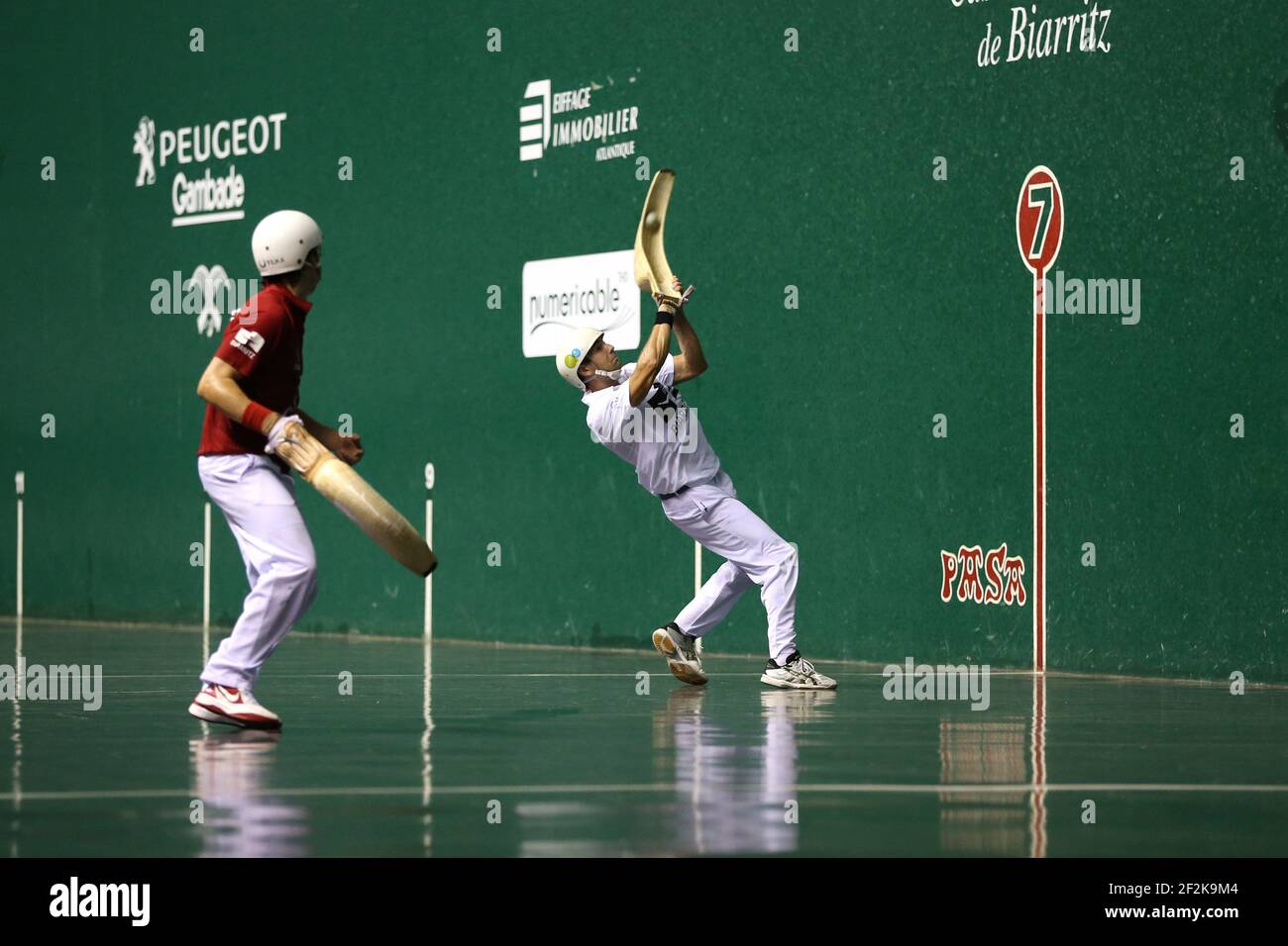 Cesta punta - Jai Alai - Championnat du monde 2013 - Biarritz - France - 1/2 final - 26/08/2013 - photo Manuel Blondeau / AOP-PRESS / DPPI - Christophe Olha (blanc) Banque D'Images