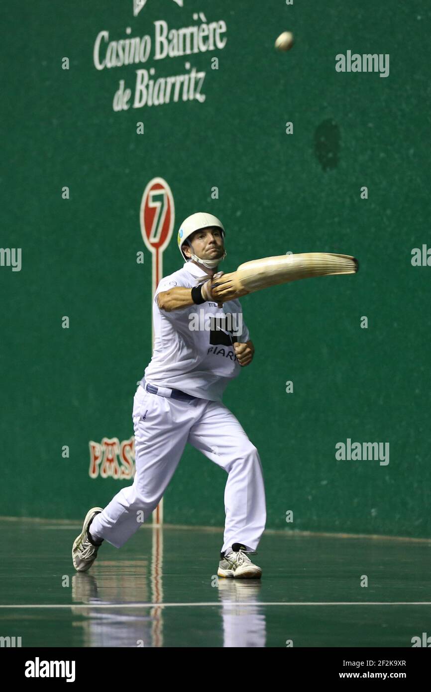Cesta punta - Jai Alai - Championnat du monde 2013 - Biarritz - France - 1/2 final - 26/08/2013 - photo Manuel Blondeau / AOP-PRESS / DPPI - Christophe Olha (blanc) Banque D'Images