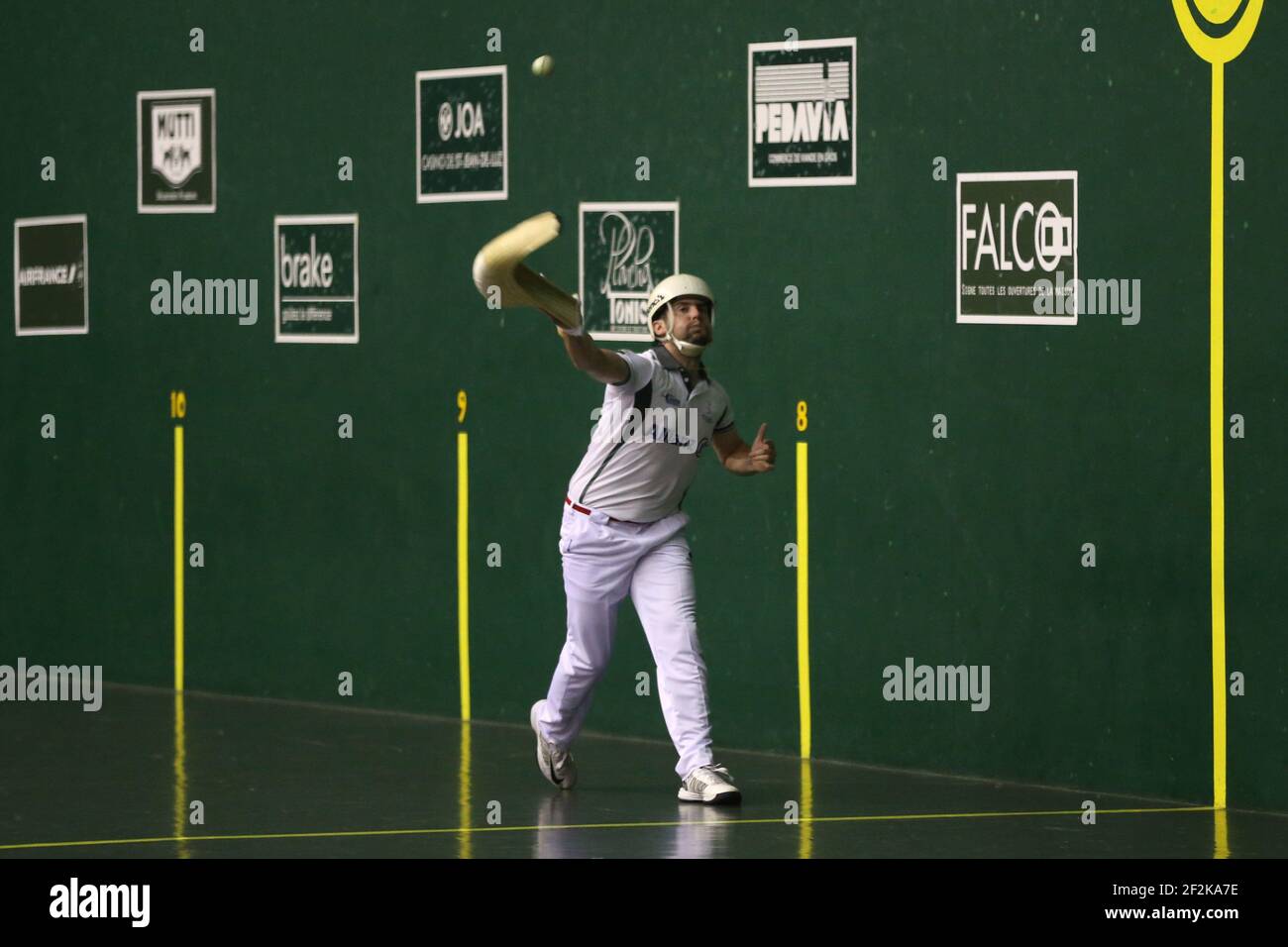 Cesta punta - Jai Alai - Championnat du monde 2013 - Saint Jean de Luz - France - finale 1/2 - 26/08/2013 - photo Manuel Blondau / AOP-PRESS / DPPI - Aritz Erkiaga Banque D'Images