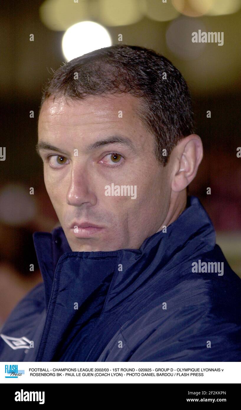 FOOTBALL - LIGUE DES CHAMPIONS 2002/03 - 1ER TOUR - 020925 - GROUPE D - OLYMPIQUE LYONNAIS / ROSENBORG BK - PAUL LE GUEN (AUTOCAR LYON) - PHOTO DANIEL BARDOU / FLASH PRESSE Banque D'Images