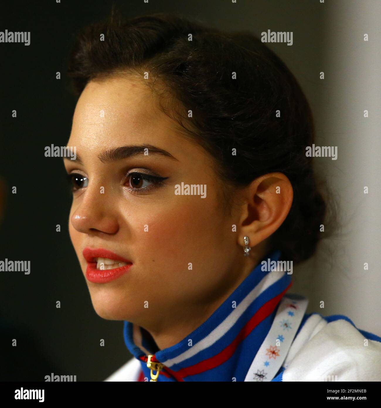 Evgenia Meddeva, de Russie, est photographiée lors de la conférence de presse de la finale du Grand Prix de patinage artistique de l'UIP 2015-2016, au Centre de congrès de Barcelone, à Barcelone, Espagne, le 12 décembre 2015. Photo : Manuel Blondau/AOP.Press/DPPI Banque D'Images