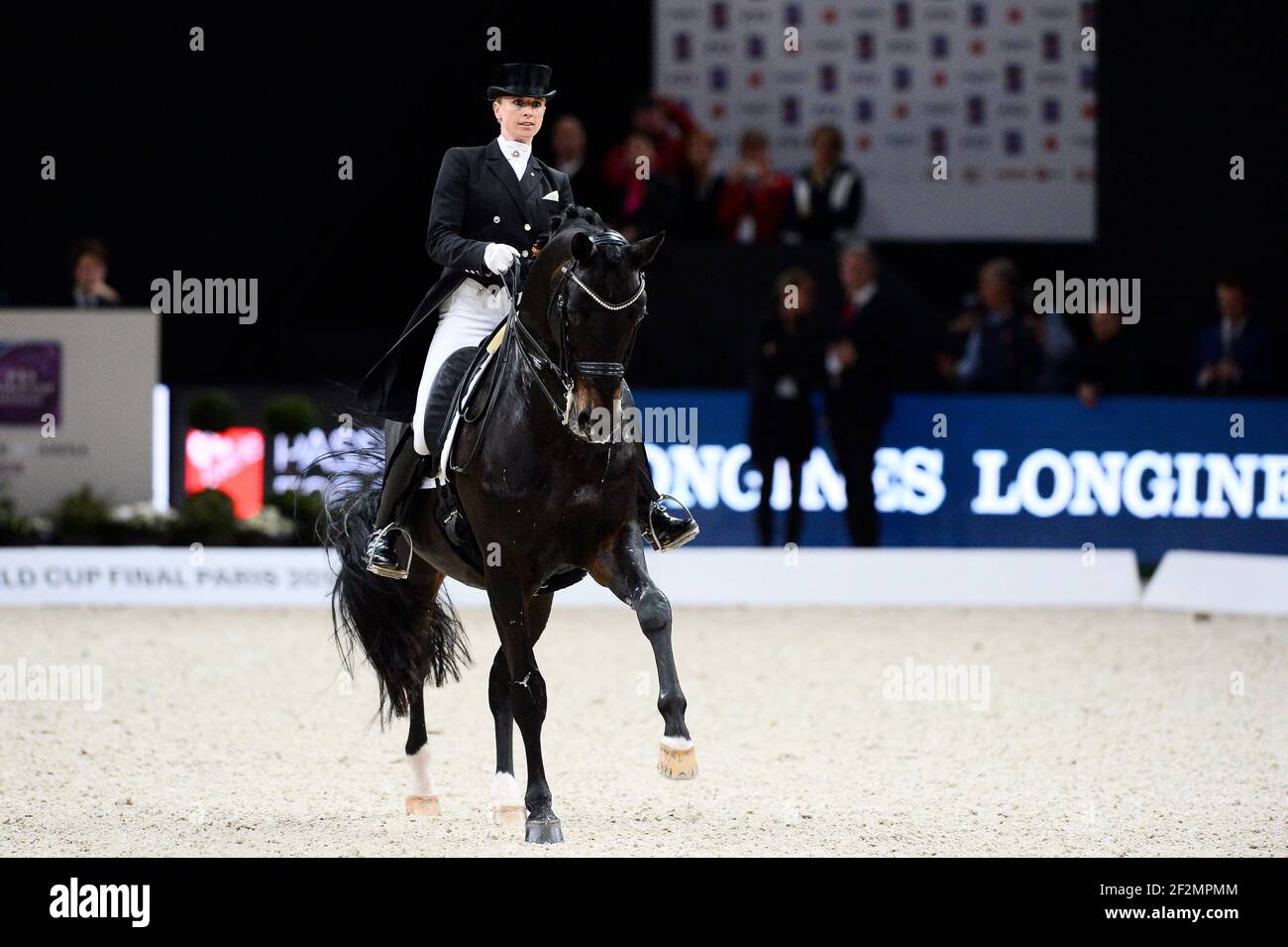 Jessica VON BREDOW-WERNDL (GER) à cheval UNEE BB lors des finales de la coupe du monde FEI à l'hôtel Accor Arena - avril 11-15, le 14 avril 2018, à Paris, France - photo Christophe Bricot / DPPI Banque D'Images