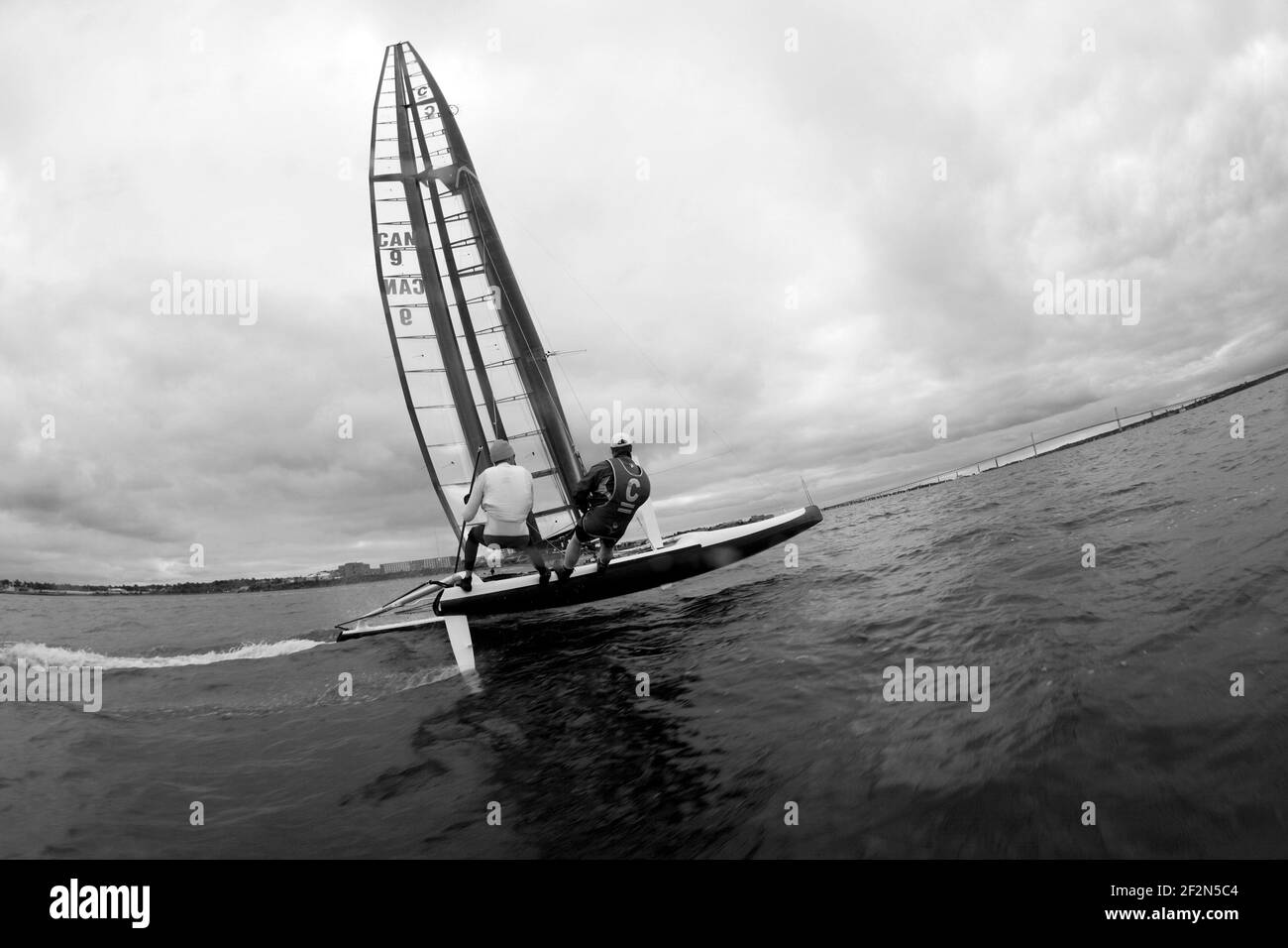 CClass World 2010 - COUPE LITTLE AMERICA - CHAMPIONNATS INTERNATIONAUX DE CATAMARAN - NEWPORT (USA) - 22-28/08/2010 - PHOTO : CHRISTOPHE LAUNAY / DPPI Canaan - CAN 009 - Fred Eaton - Magnus Clarke Banque D'Images