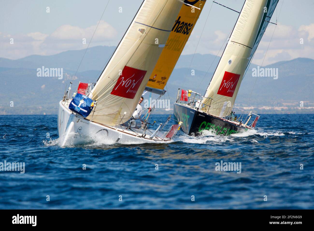 VOILE - WOW CAP ISTANBUL 2010 - HYÈRES (FRA) - 19/09/2010 - PHOTO :  CHRISTOPHE LAUNAY / DPPI - DÉPART - LUFTHANSA 80 -SKIPPER : RONAN TREUSSART  Photo Stock - Alamy