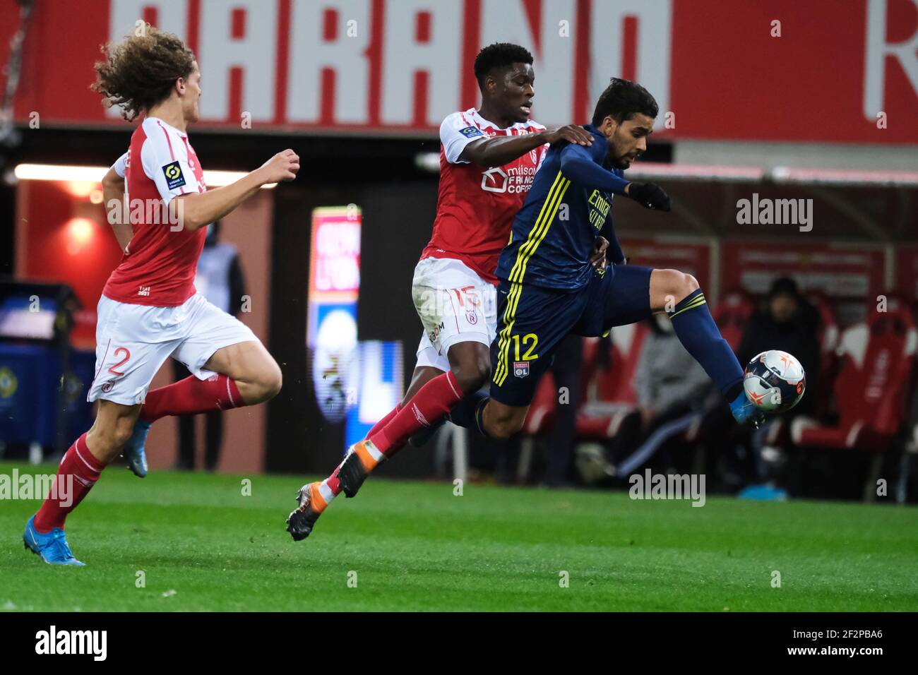 Reims, Marne, France. 12 mars 2021. Milieu de terrain de Lyon Lucas TOLENTINO en action pendant le championnat de France de football Ligue 1 Uber mange le Stade de Reims contre l'Olympique Lyonnais au stade Auguste Delaune - Reims.jeu 1:1 crédit: Pierre Stevenin/ZUMA Wire/Alamy Live News Banque D'Images