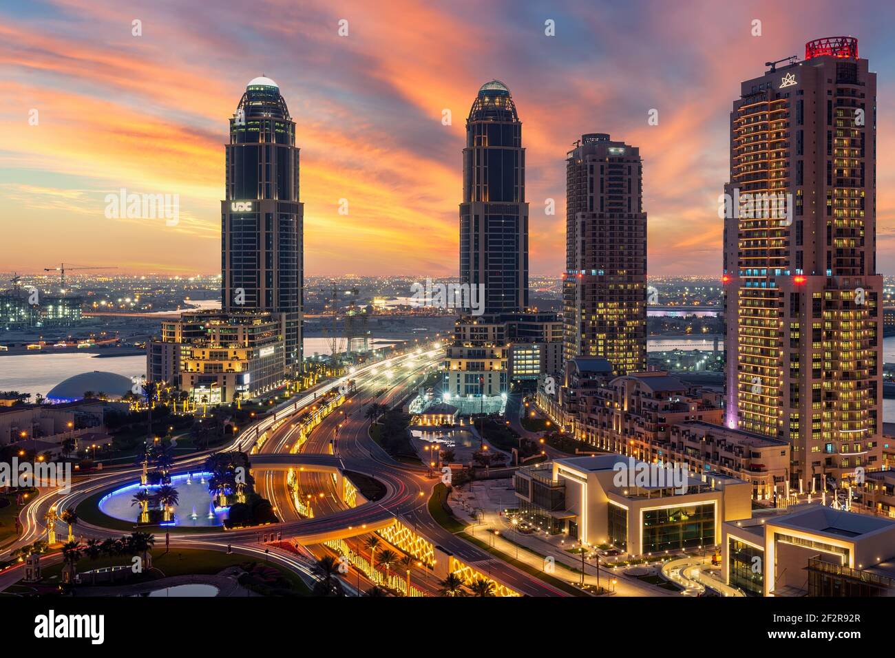 Vue aérienne de l'île Pearl-Qatar à Doha au coucher du soleil heure Banque D'Images