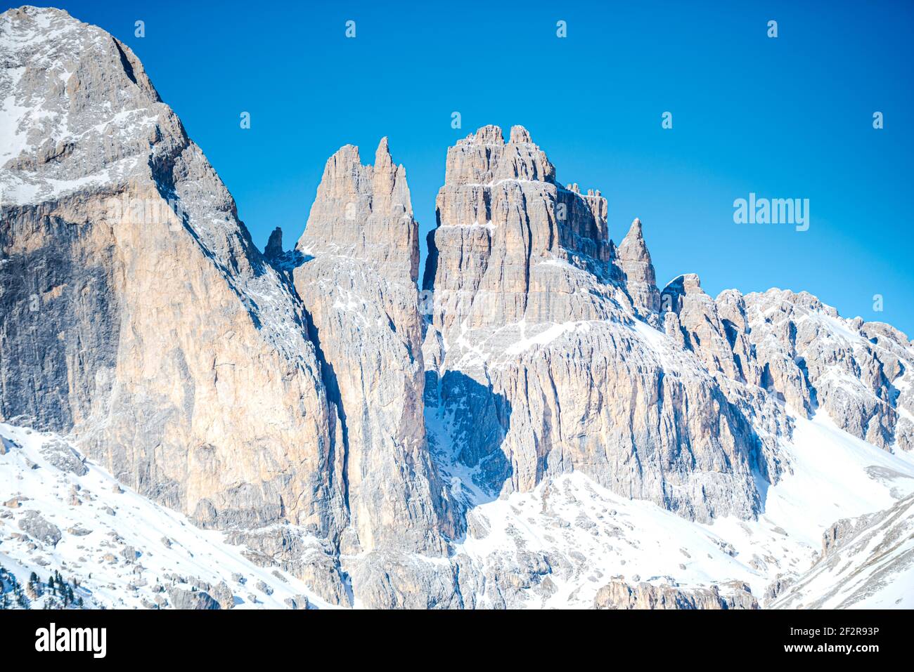 Paysage d'hiver dans les Dolomites Banque D'Images