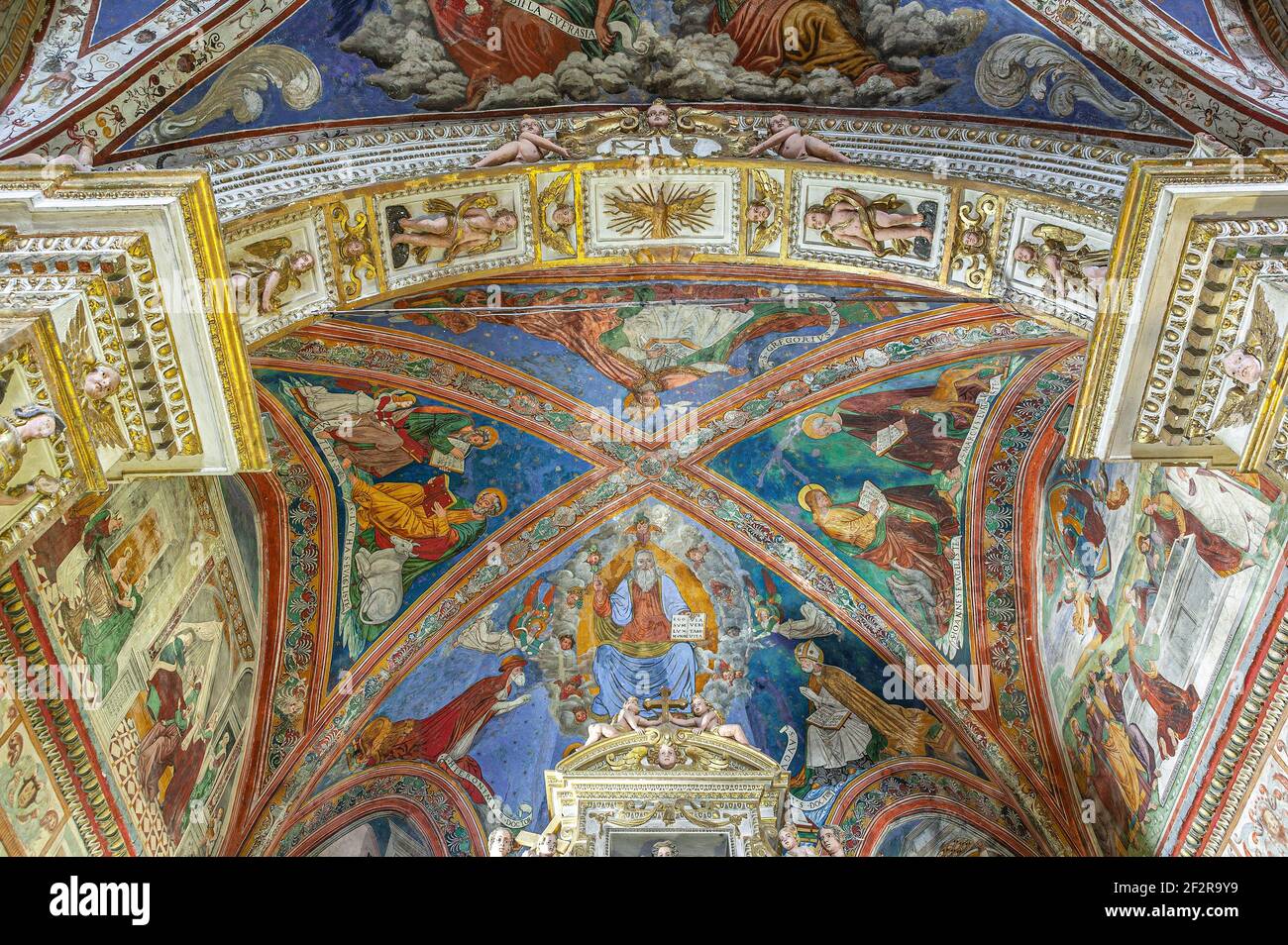 Fresques sur le plafond de l'Oratoire de Santa Maria delle Grazie à Alanno. Province de Pescara, Abruzzes, Italie Banque D'Images