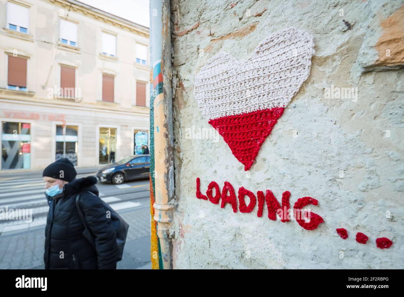 Le coeur de laine qui est chargement est symbolise le vide qui a une fin en vue. C'est le travail du designer Ivona Martinic et il se réfère à Banque D'Images
