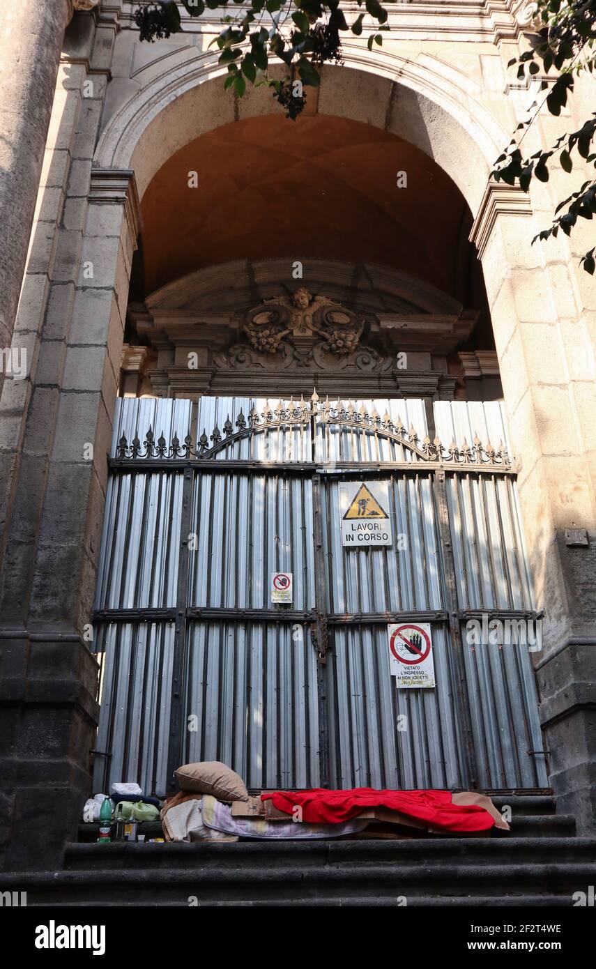 Napoli - Entrata della Chiesa di San Giovanni Battista delle Monache Banque D'Images