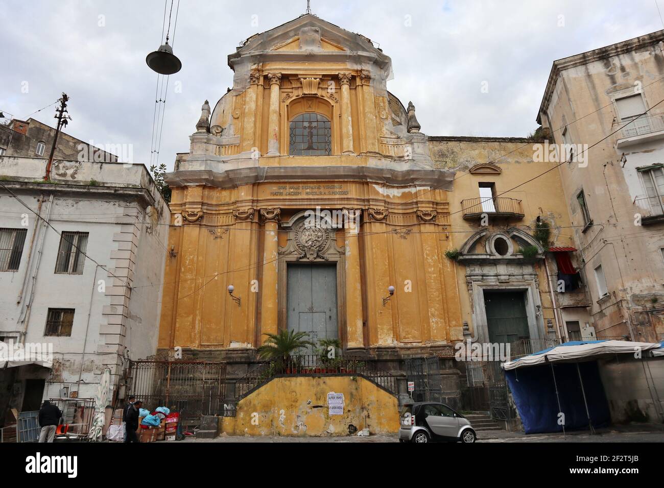 Napoli - Facciata della Chiesa Sant'Anna a Capuana Banque D'Images