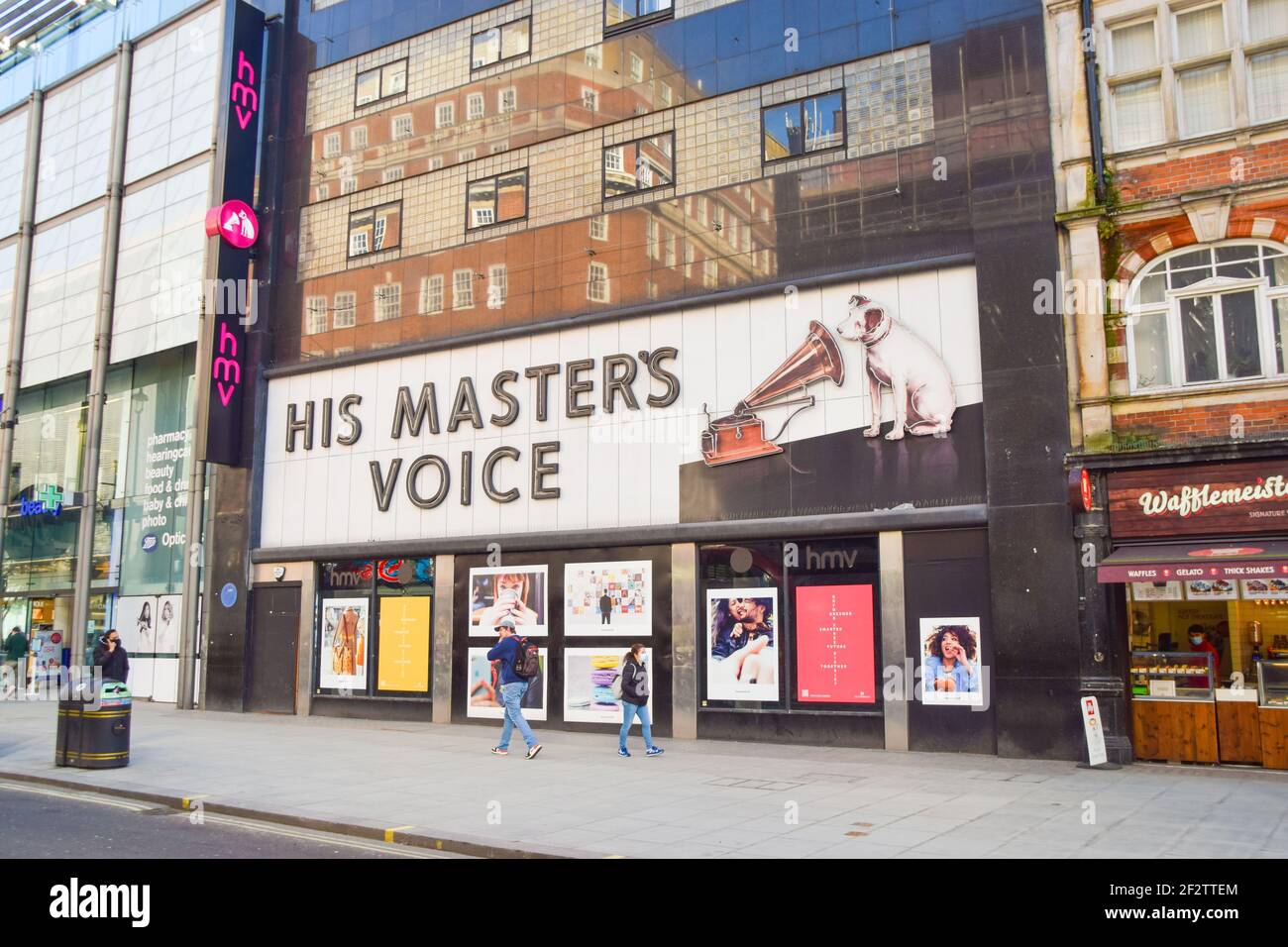 Vue extérieure du magasin phare HMV Oxford Street, qui a fermé définitivement en 2019. Londres, Royaume-Uni, février 2021. Banque D'Images