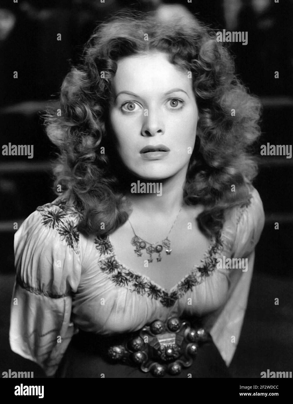 Maureen O'Hara. Portrait de l'actrice irlandaise Maureen O'Hara (b. Maureen Fitzsimons, 1920-2015), toujours publicitaire pour le Hunchback de notre Dame (1939) Banque D'Images