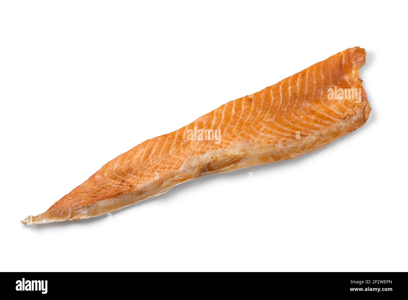 Une seule queue de saumon fumé isolée sur fond blanc Banque D'Images