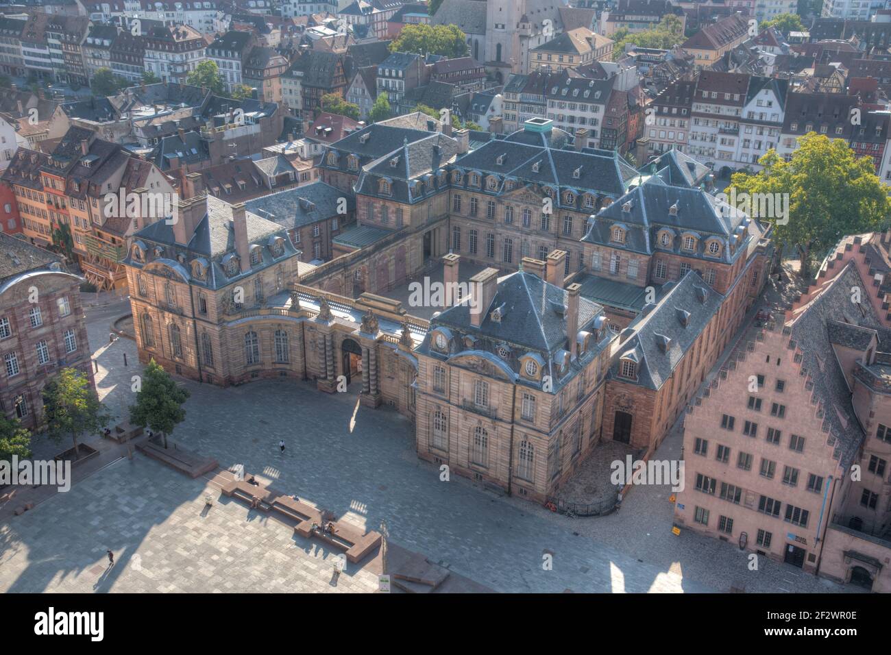 Vue aérienne du Palais Rohan à Strasbourg, France Banque D'Images