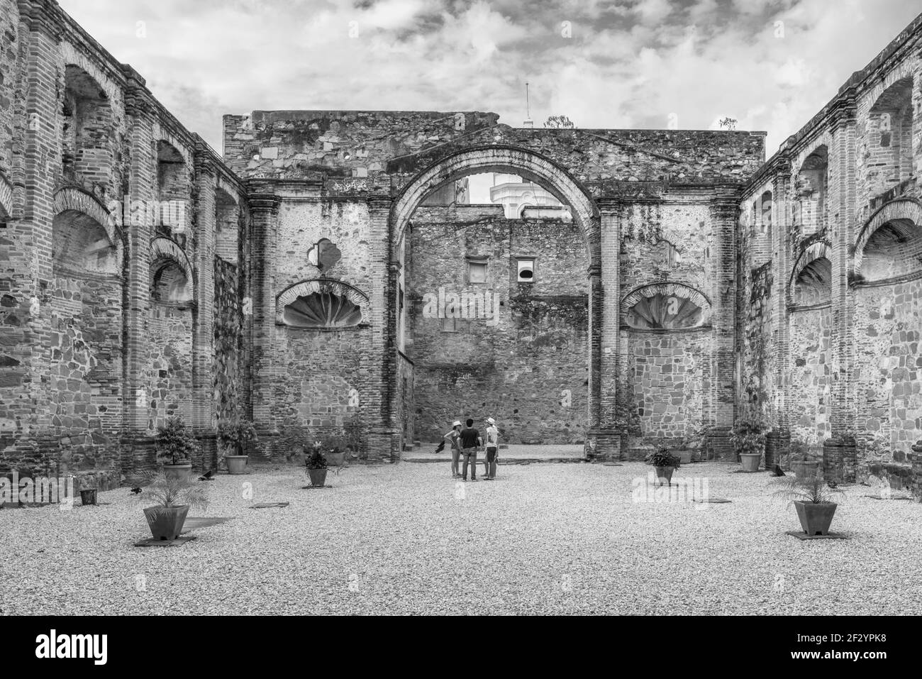Ruines de l'église de Saint-Domingue à Casco Viejo, le quartier historique de la ville de Panama, Panama Banque D'Images