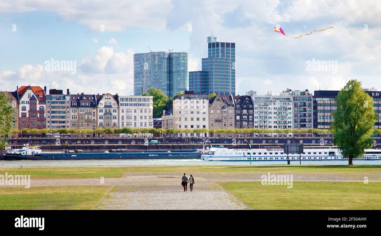 Blik auf Düdsledorf am Rhein Banque D'Images