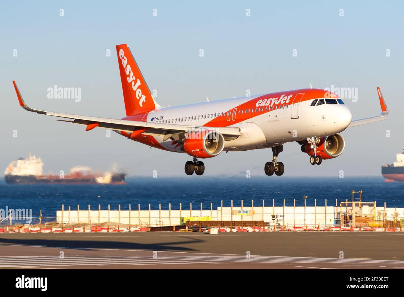 Gibraltar - 30 juillet 2018 : avion easyJet Airbus A320 à l'aéroport de Gibraltar (GIB). Banque D'Images