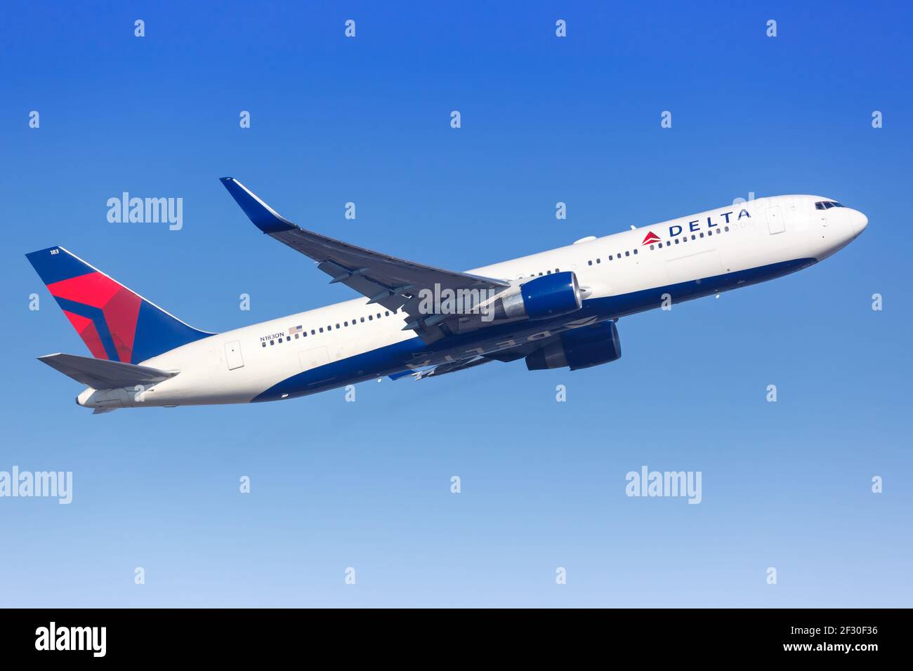 Francfort, Allemagne - 16 octobre 2018 : l'avion Boeing 767 de Delta Air Lines est situé à l'aéroport de Francfort (FRA) en Allemagne. Banque D'Images