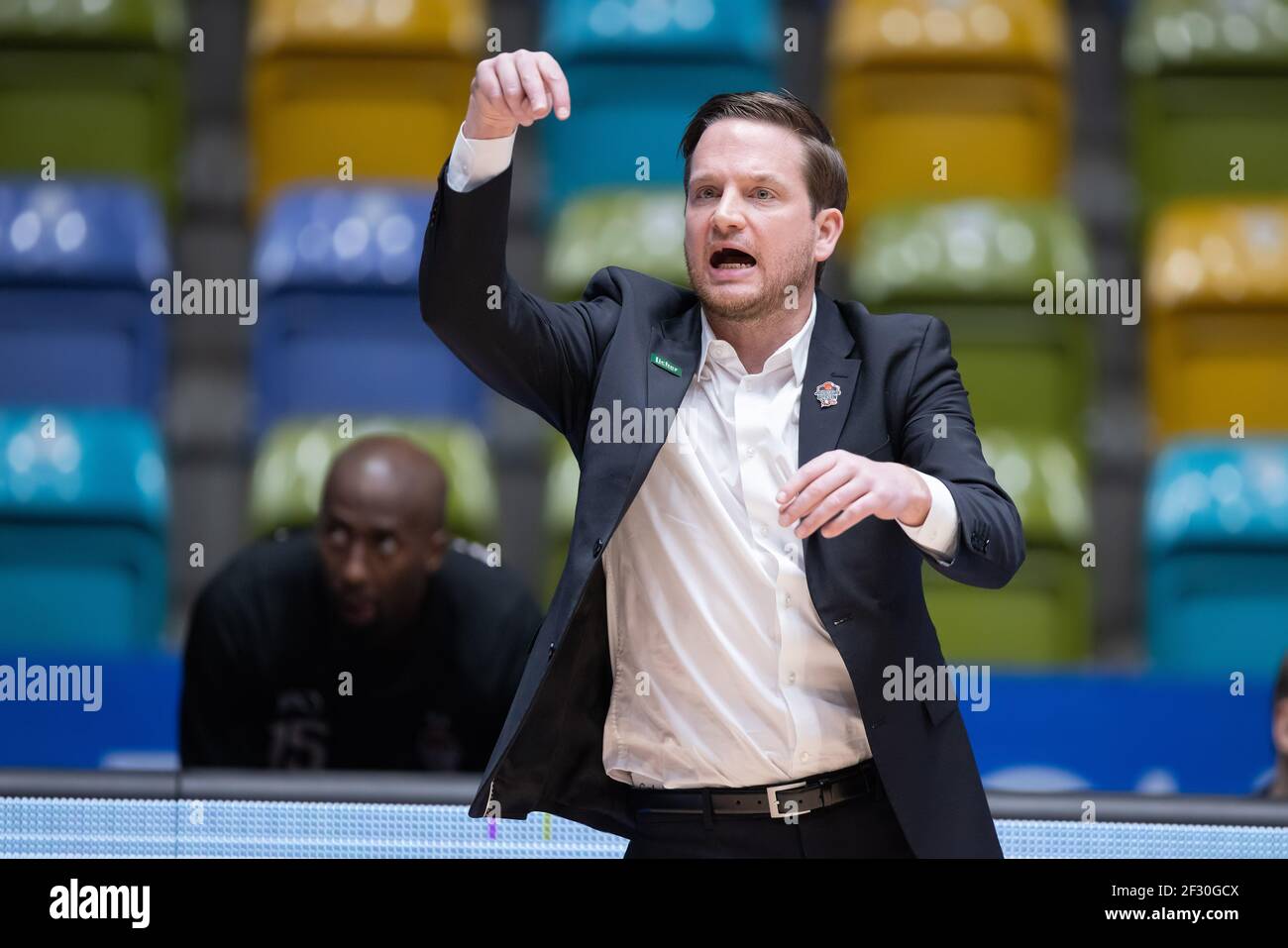 13 mars 2021, Hessen, Francfort-sur-le-main : entraîneur-chef Rolf Scholz (Giessen). Match de basket-ball de l'easyCredit BBL entre les Fraport Skyliners et les JobStairs Giessen 46ers le 13 mars 2021 au Fraport Arena de Francfort-sur-le-main. Photo: Jürgen Kessler/dpa Banque D'Images