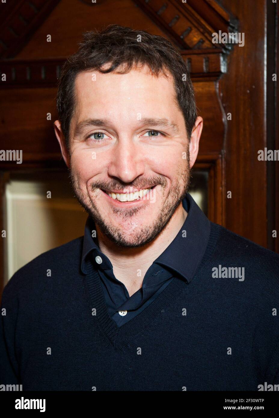 Bertie Carvel arrive à la production de The View from the Bridge Press Night du Young Vic au Wyndham Theatre, Londres, le 16 février 2015 Banque D'Images