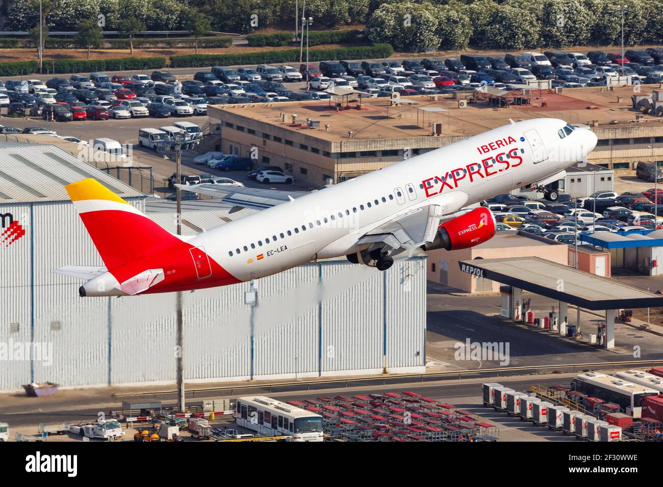 Palma de Majorque, Espagne - 21 juillet 2018 : photo aérienne d'un avion Iberia Express Airbus A320 à l'aéroport de Palma de Majorque en Espagne. Banque D'Images