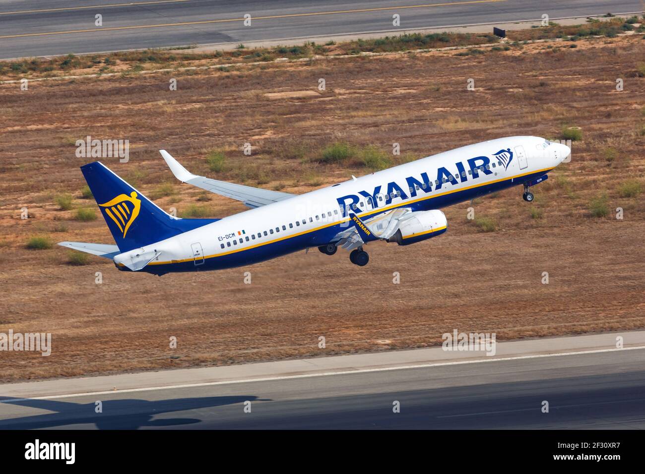 Palma de Majorque, Espagne - 21 juillet 2018 : décollage de l'avion Ryanair Boeing B737-800 à l'aéroport de Palma de Majorque en Espagne. Banque D'Images