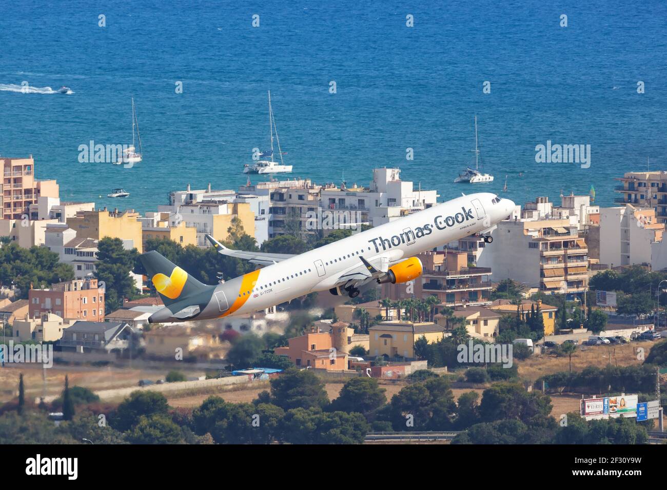 Palma de Majorque, Espagne - 21 juillet 2018 : photo aérienne d'un avion Airbus A321 Thomas Cook à l'aéroport de Palma de Majorque en Espagne. Banque D'Images