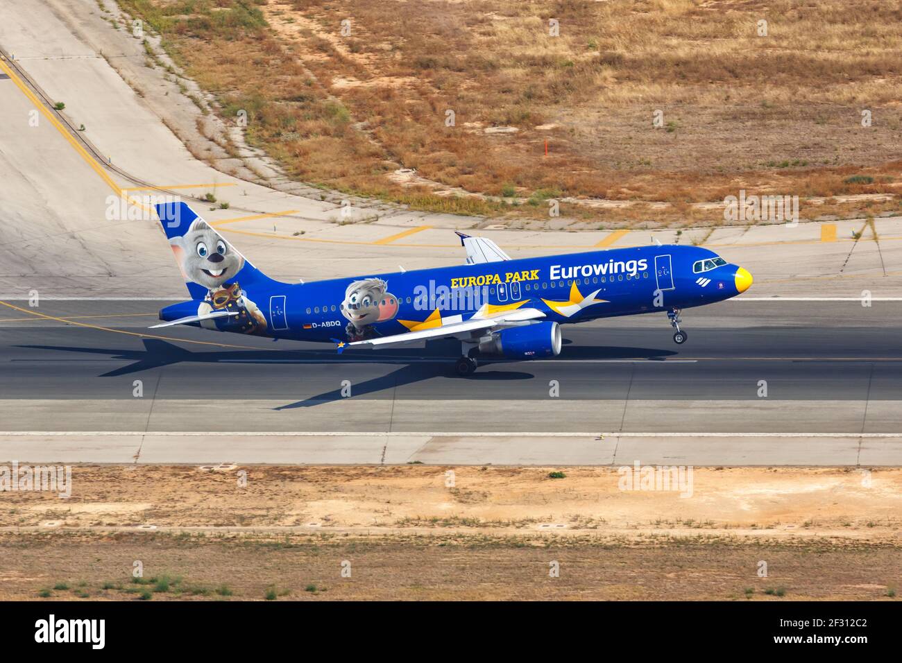 Palma de Mallorca, Espagne - 21 juillet 2018 : photo aérienne d'un avion Eurowings Airbus A320 qui s'envolera à l'aéroport de Palma de Majorque en Espagne. Banque D'Images