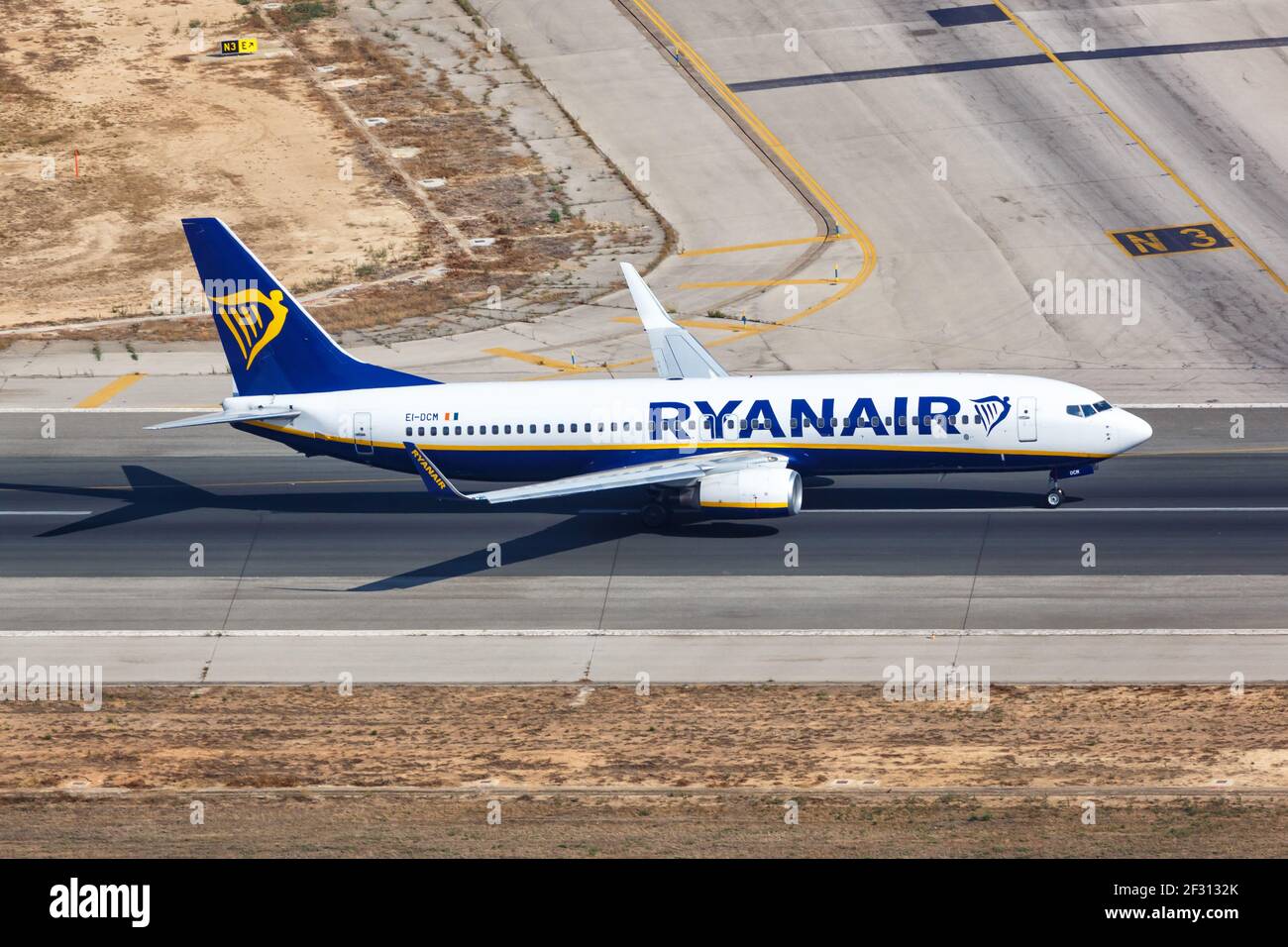 Palma de Majorque, Espagne - 21 juillet 2018 : décollage de l'avion Ryanair Boeing B737-800 à l'aéroport de Palma de Majorque en Espagne. Banque D'Images