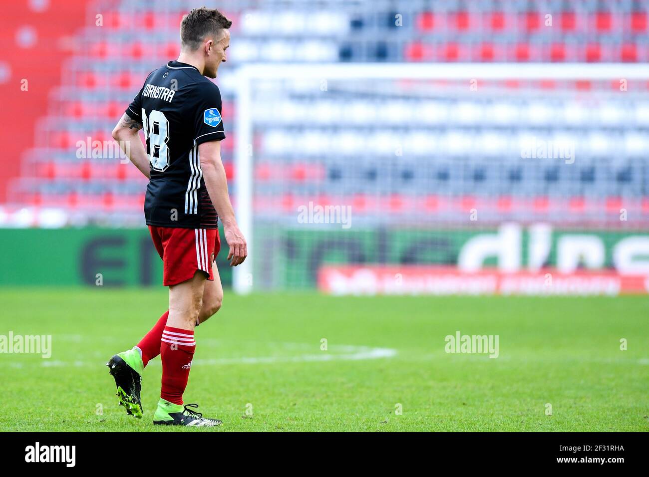 EINDHOVEN, PAYS-BAS - MARS 14: Jens Toornstra de Feyenoord Rotterdam pendant le match néerlandais Eredivisie entre le PSV Eindhoven et le Feyenoord Rotterdam Banque D'Images