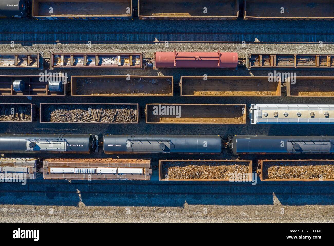 Detroit, Michigan - voitures de chemin de fer attendant à un chantier ferroviaire dans le sud-ouest de Detroit. Banque D'Images